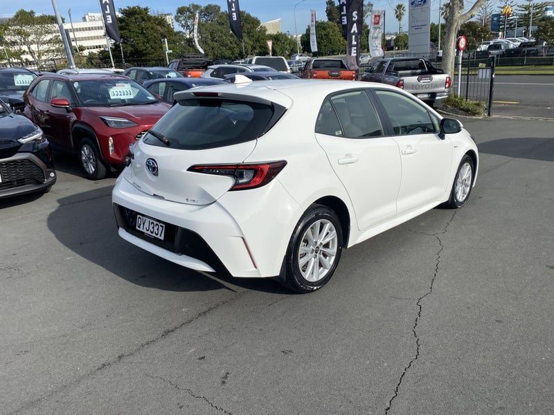 2024 Toyota Corolla GX 1.8, photo 2