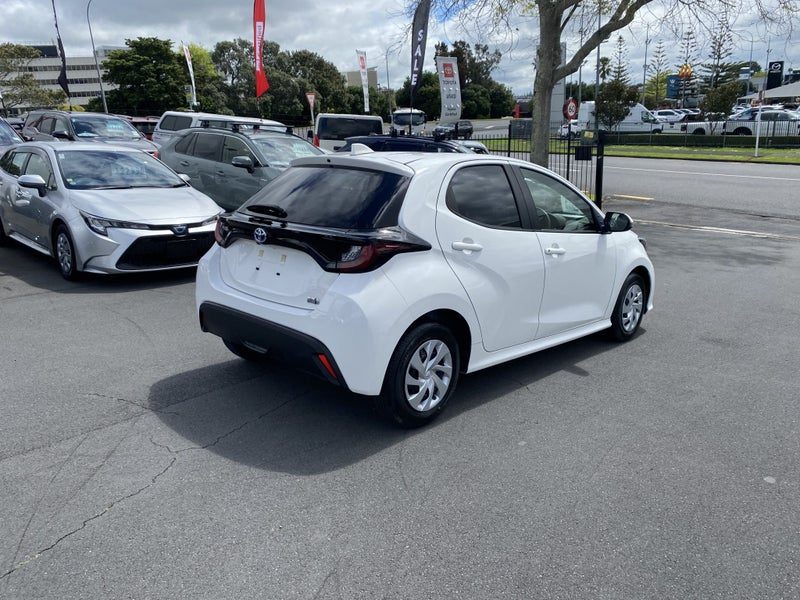 2023 Toyota Yaris 1.5 Hybrid X 5 Dr Hatch CVT 2WD, photo 2