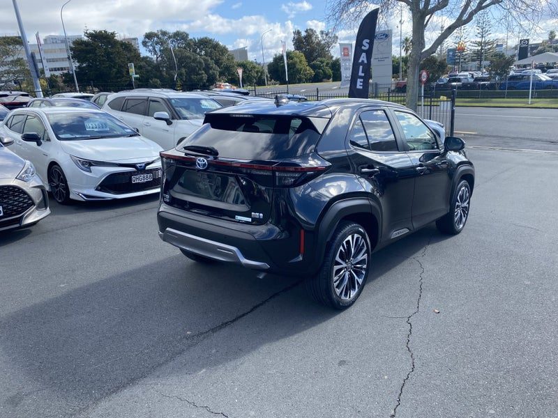 2022 Toyota Yaris Cross Z, photo 2