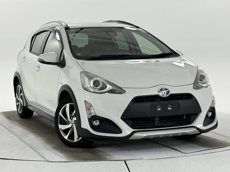 2016 Toyota Aqua X Urban