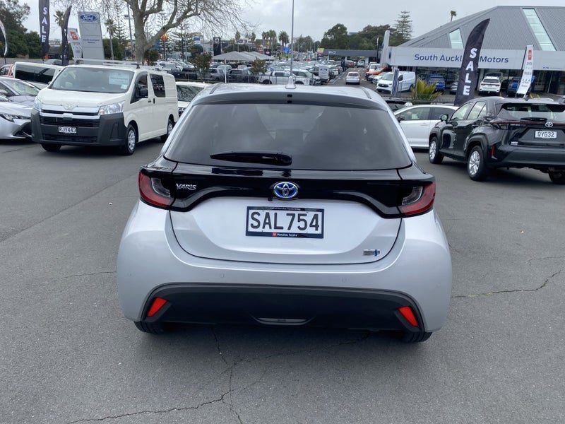 2021 Toyota Yaris 1.5 Hybrid X 5 Dr Hatch CVT 2WD, photo 3