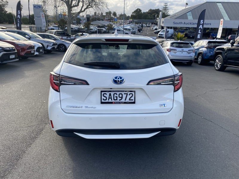 2021 Toyota Corolla Touring 1.8 Hybrid G X, photo 3