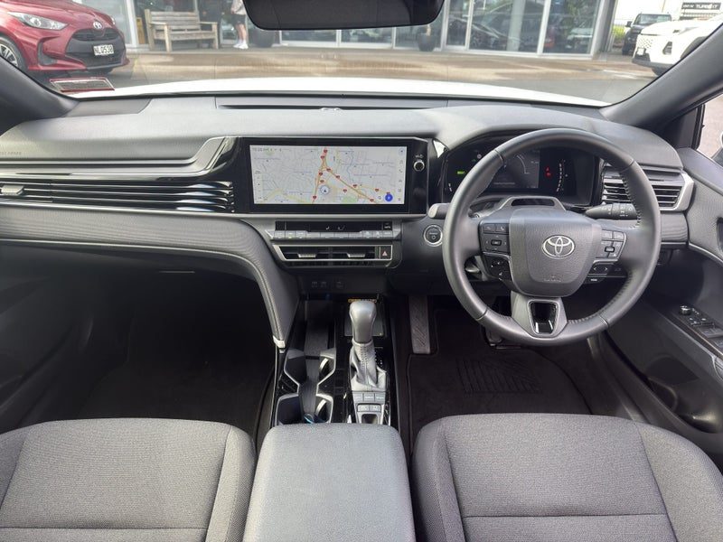 2026 Toyota Camry SX 2.5P HEV ECVT FWD SD/4D/5S, photo 2