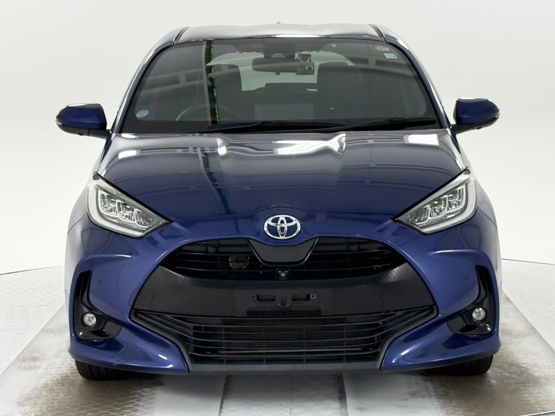 2020 Toyota Yaris 1.5 Hybrid Z 5 Dr Hatch CVT 2WD, photo 2