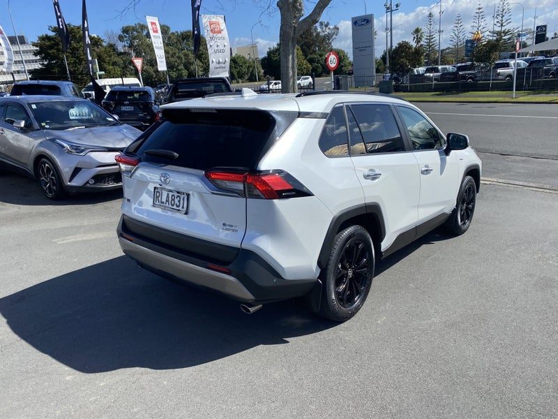 2025 Toyota RAV4 Limited 2.5P Hybrid, photo 2