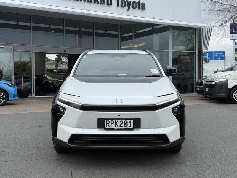 2026 Toyota bZ4X Pure BEV FWD SUV/5D/5S, photo 3