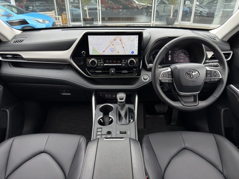 2026 Toyota Highlander Limited, photo 2