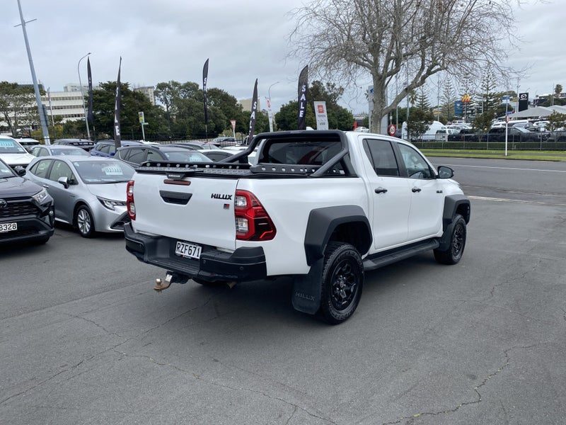 2025 Toyota Hilux GR Sport, photo 3