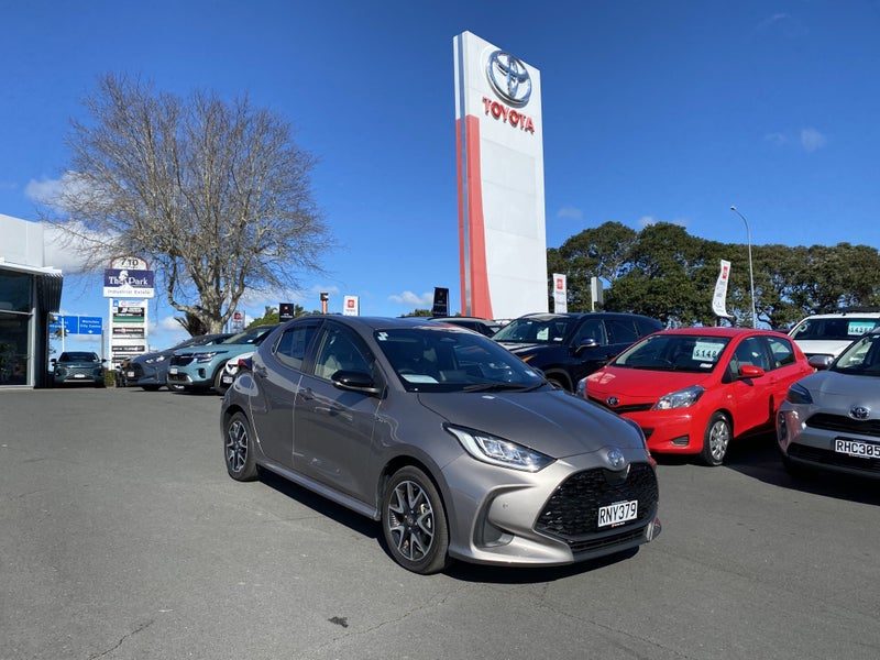 2025 Toyota Yaris ZR 1.5P HEV Hatch