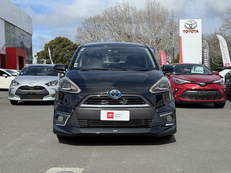 2017 Toyota Sienta 1.5 Hybrid G 5 Dr Wagon CVT 2WD, photo 2