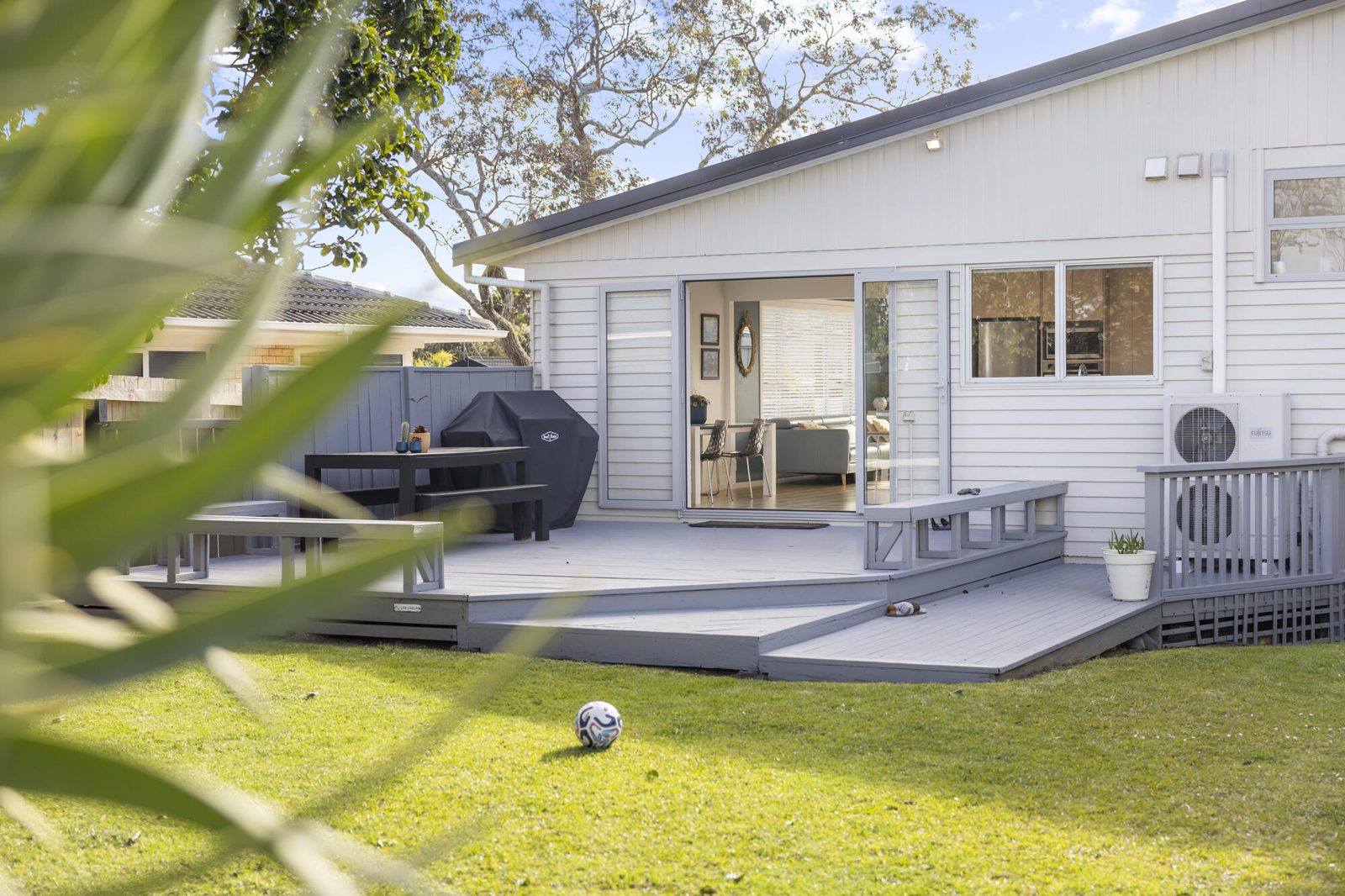 4 Binda Place, Botany Downs