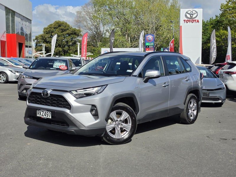 2025 Toyota RAV4 GX, photo 3