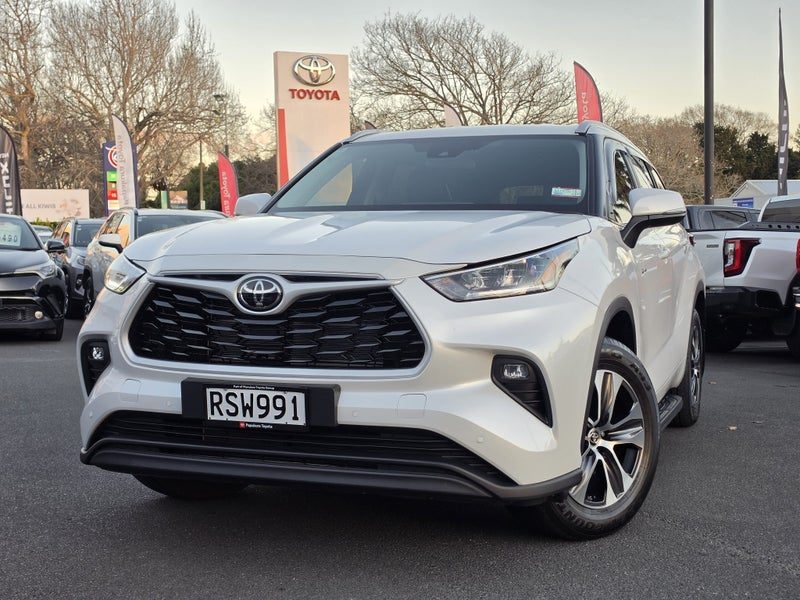 2026 Toyota Highlander Limited, photo 2