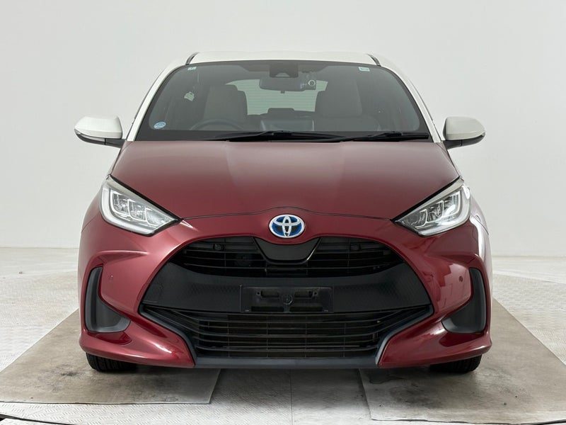 2020 Toyota Yaris 1.5 Hybrid Z 5 Dr Hatch CVT 2WD, photo 2