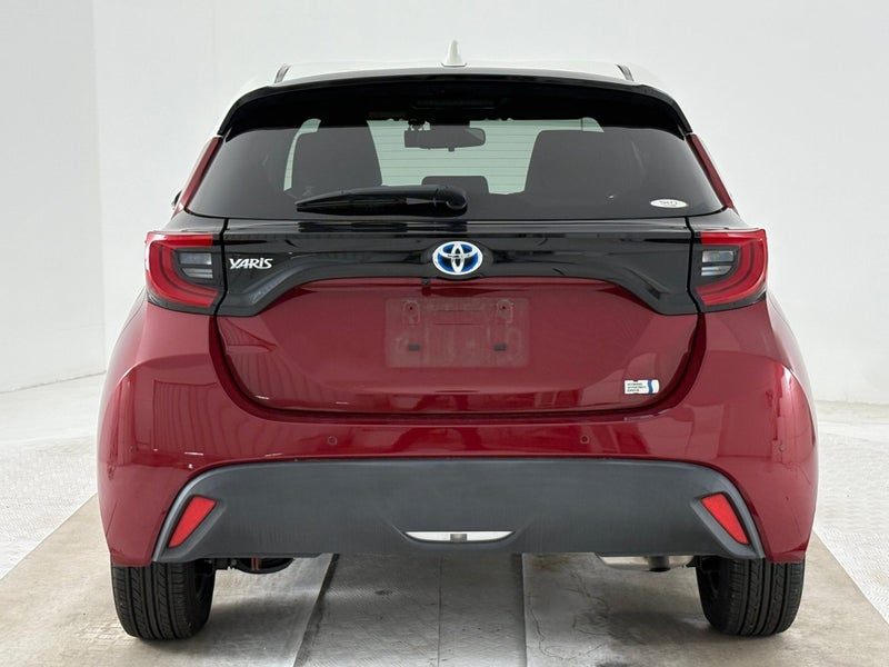 2020 Toyota Yaris 1.5 Hybrid Z 5 Dr Hatch CVT 2WD, photo 3
