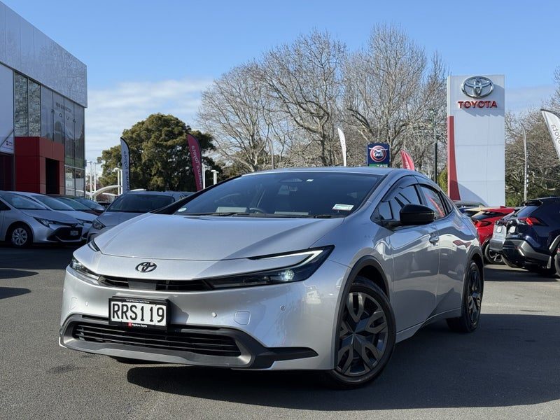 2023 Toyota Prius 1.8 Hybrid X 5 Dr Hatch 2WD CVT, photo 2