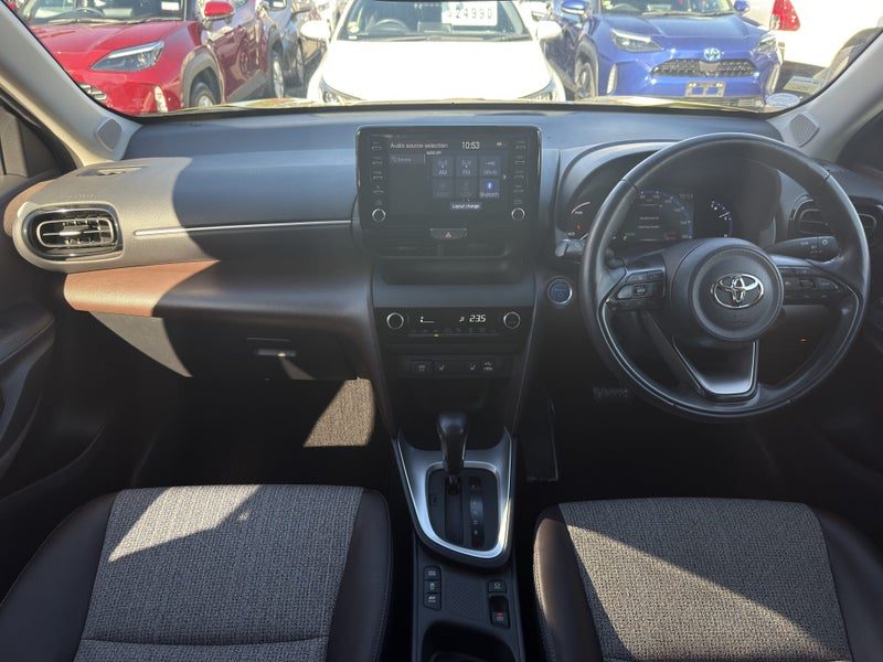 2021 Toyota Yaris Cross Z, photo 2