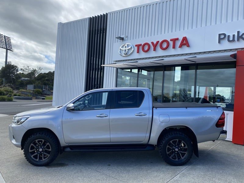 2017 Toyota Hilux 2WD SR5 2.8DT DOUBLE CAB UTE, photo 2