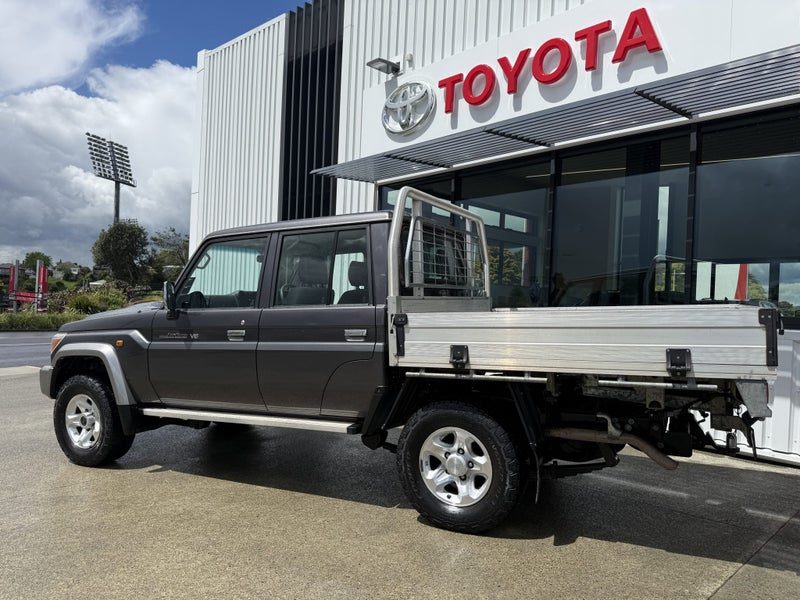 2018 Toyota Land Cruiser LX, photo 3