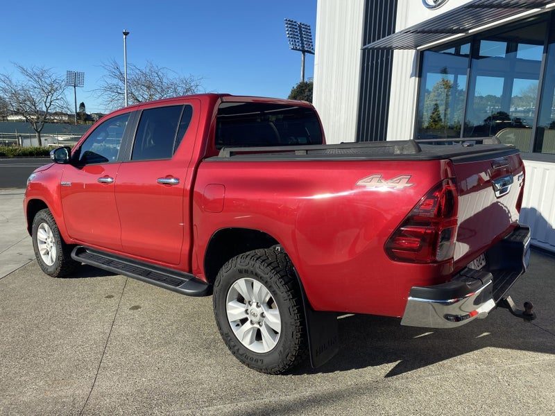 2019 Toyota Hilux SR5, photo 3