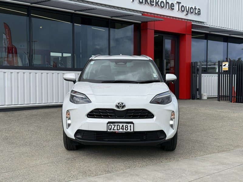 2024 Toyota Yaris Cross GX 1.5P HV ECVT FWD SUV, photo 3