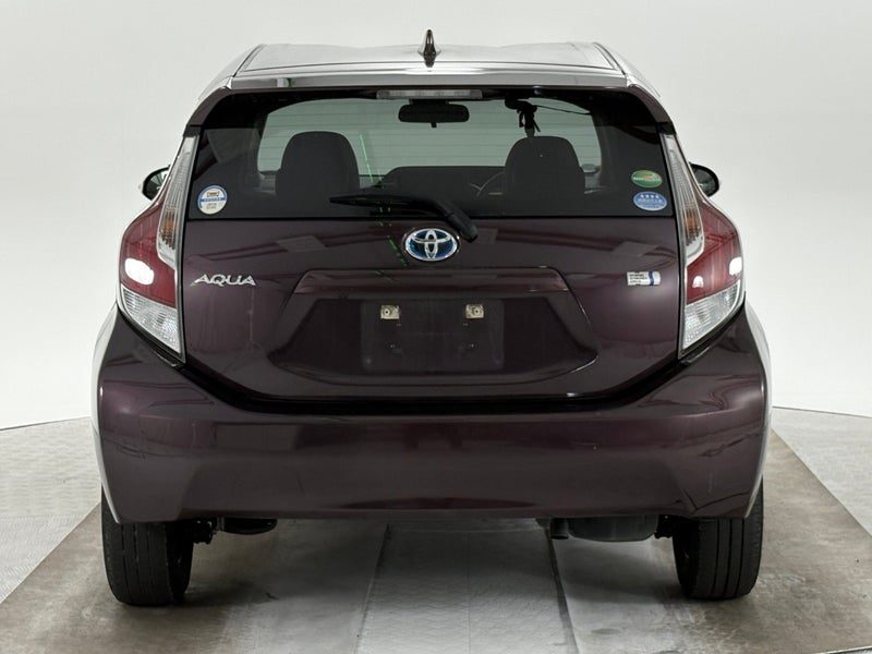 2017 Toyota Aqua G, photo 3