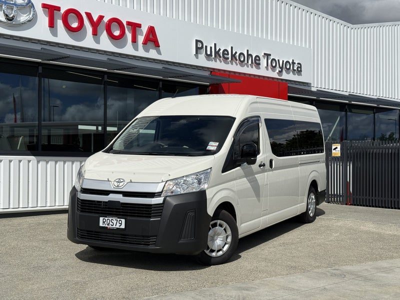 2026 Toyota Hiace 12 Seater Minibus, main photo