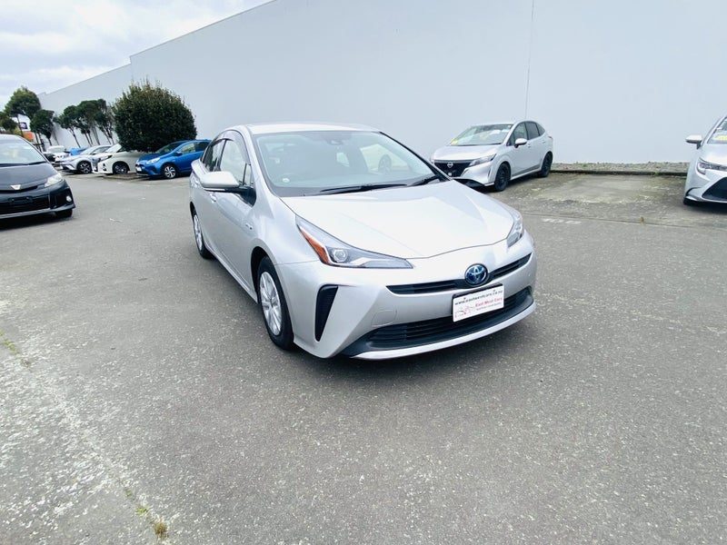 2019 Toyota Prius S, photo 3