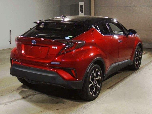 2018 Toyota C-HR G LED SIGNATURE GRADE, photo 2
