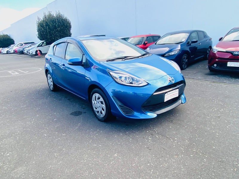 2019 Toyota Aqua S, photo 3