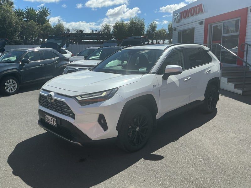 2025 Toyota RAV4 Limited 2.5P Hybrid AWD SUV, photo 3