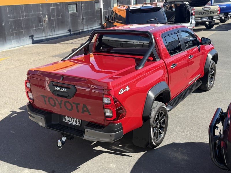 2025 Toyota Hilux SR 5 Cruiser, photo 2