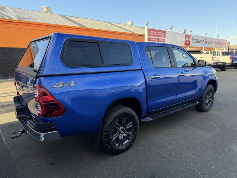 2023 Toyota Hilux SR5 2.8DT 6MT 4WD Ute - Manual, photo 2