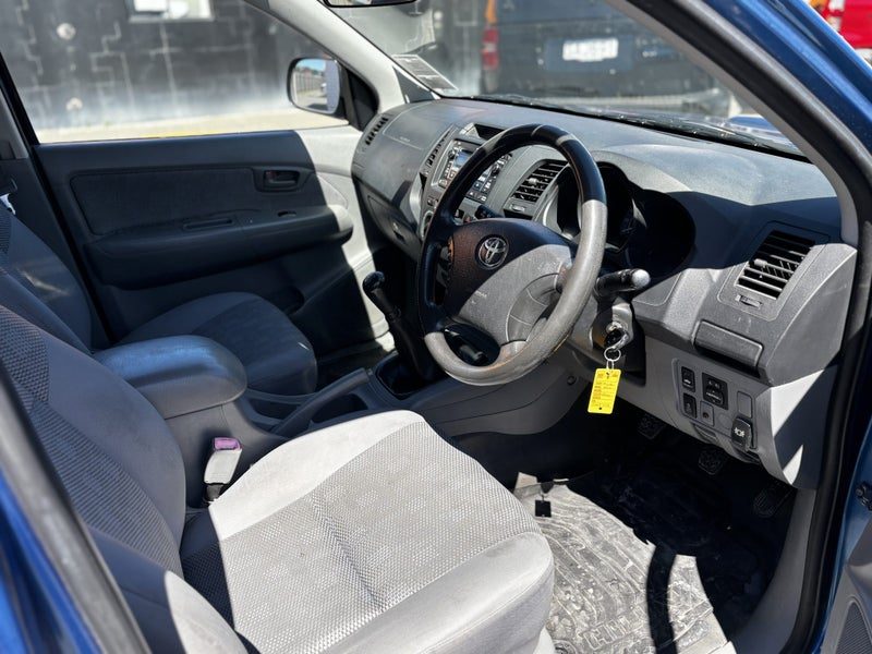 2011 Toyota Hilux 3.0L 2WD, photo 2