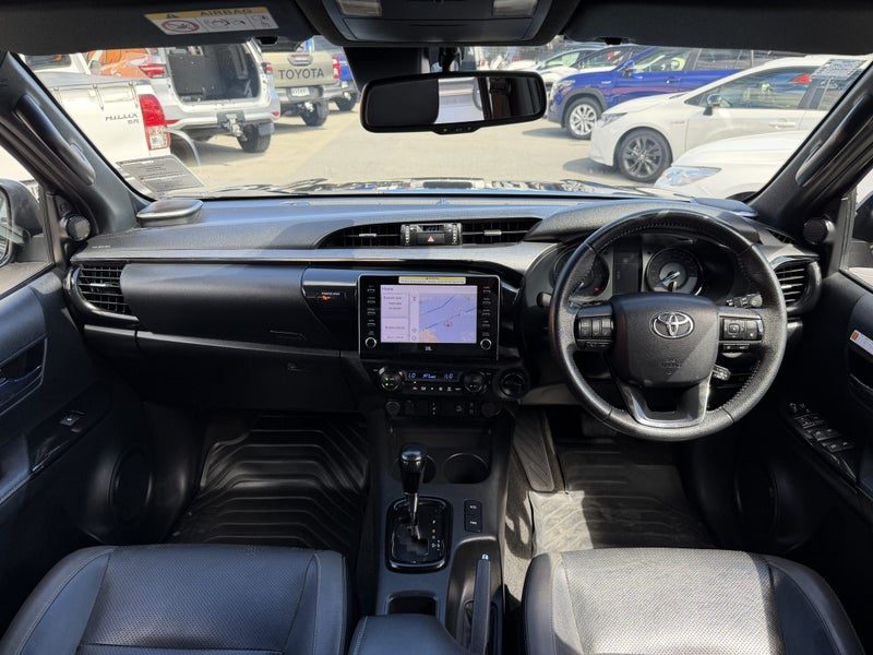 2022 Toyota Hilux SR 5 Cruiser, photo 2