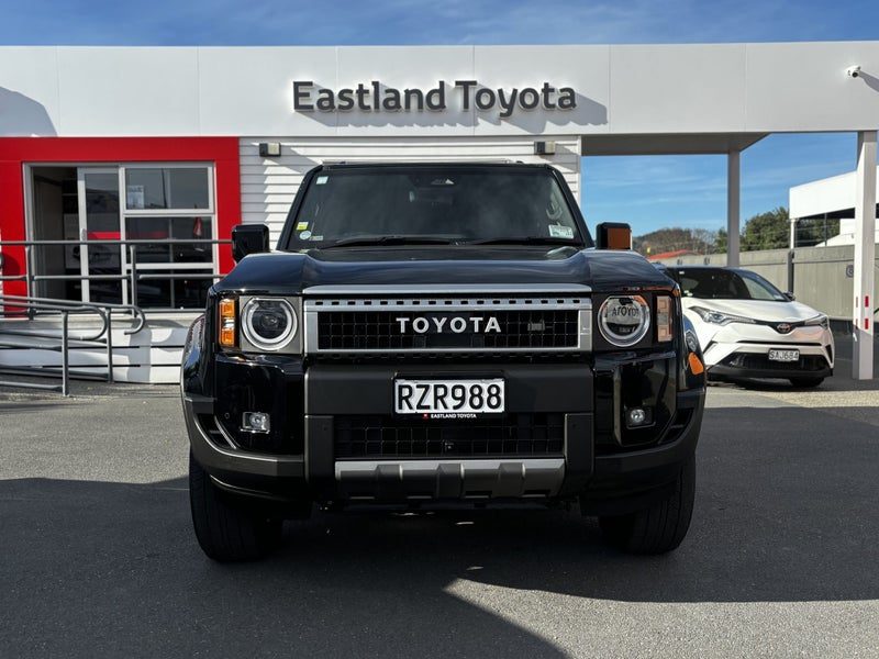 2025 Toyota Land Cruiser Prado VX, photo 2