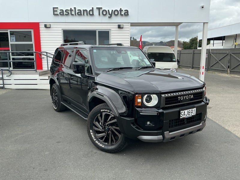 2024 Toyota Land Cruiser Prado