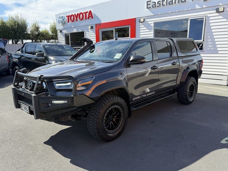 2025 Toyota Hilux SR 5 Cruiser, photo 3