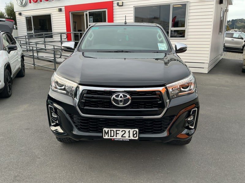 2019 Toyota Hilux SR5, photo 2