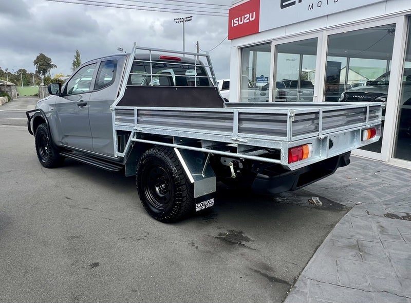 2026 Isuzu D-Max LX Space Cab/Chassis 3.0D 4x4 6AT, photo 3