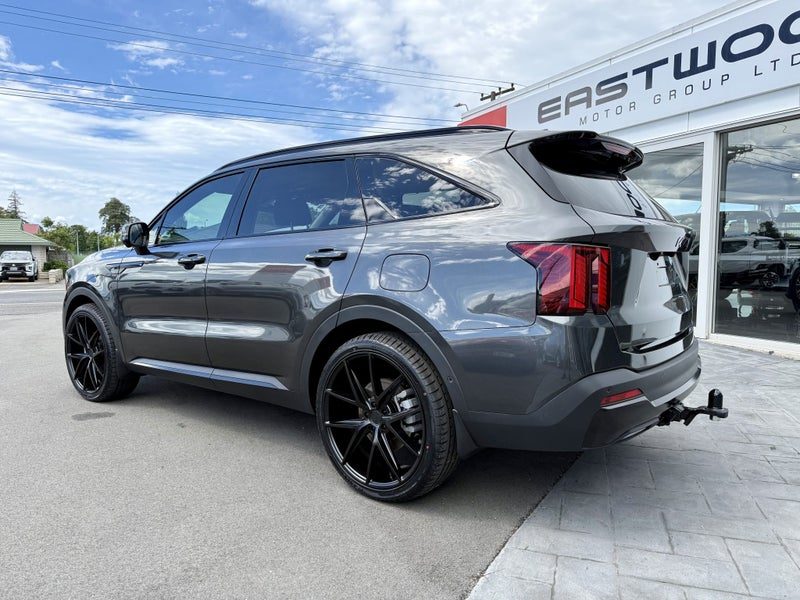 2025 Kia Sorento Premium, photo 2