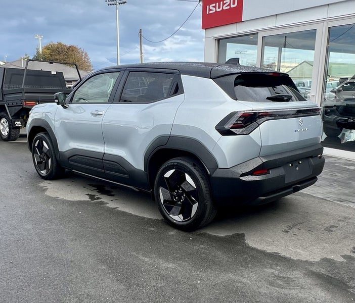 2026 Suzuki e Vitara 5 door 2wd auto EV, photo 3