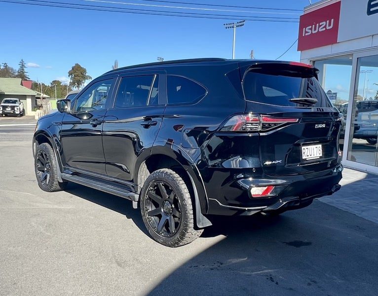 2026 Isuzu MU-X X-Terrain SUV 3.0D 4x4 6AT MY25, photo 3