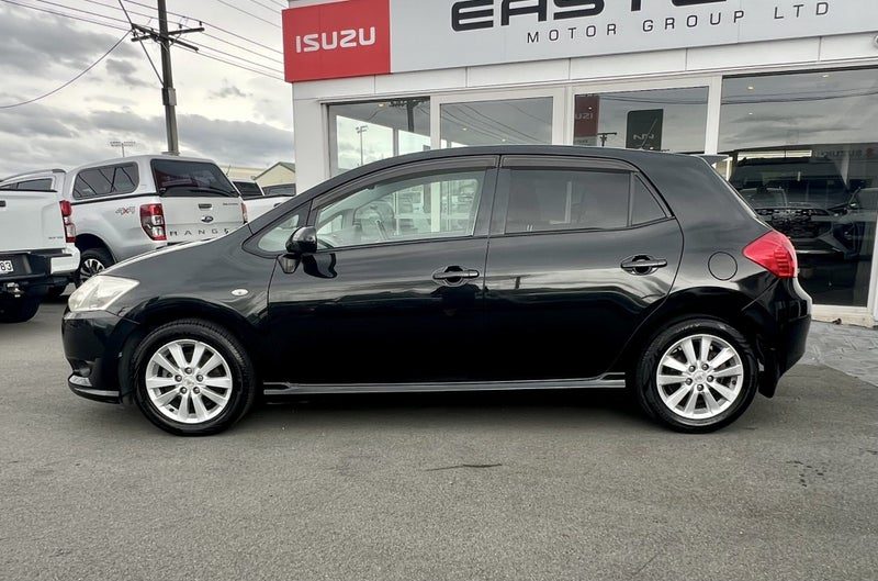 2008 Toyota Auris 1.8L auto 5 door hatch, photo 2