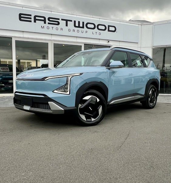 2026 Kia EV5 Light 2WD LR, main photo