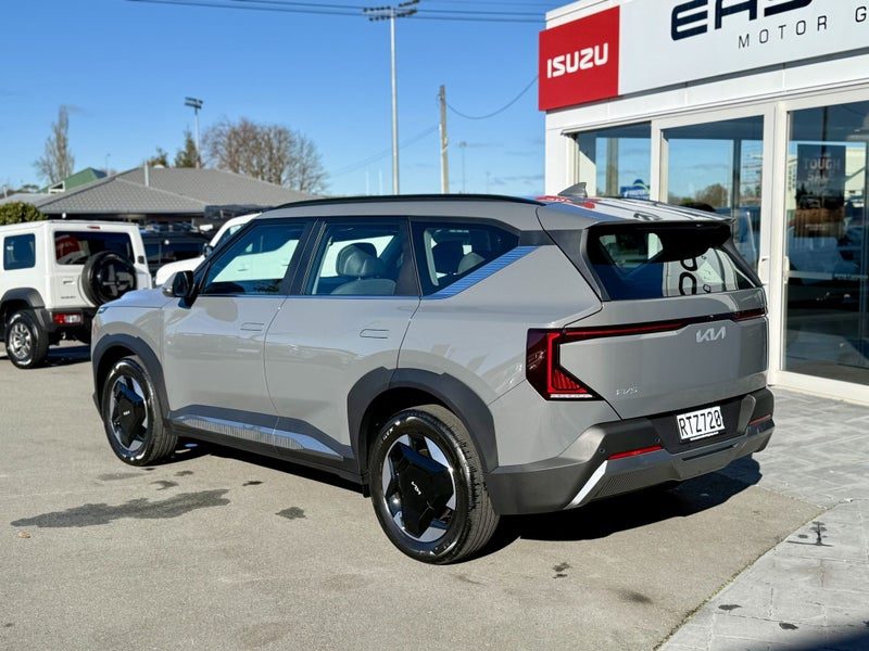 2026 Kia EV5 Light 2WD LR, photo 3