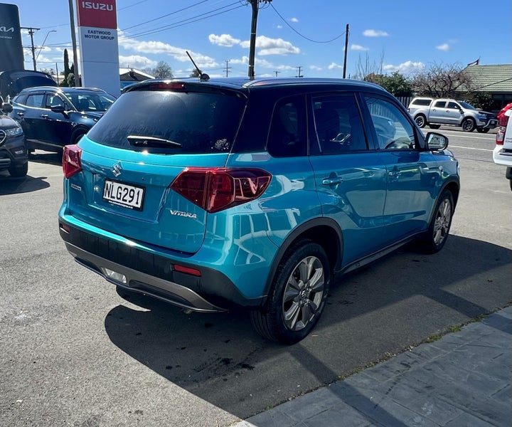 2021 Suzuki Vitara JLX, photo 3