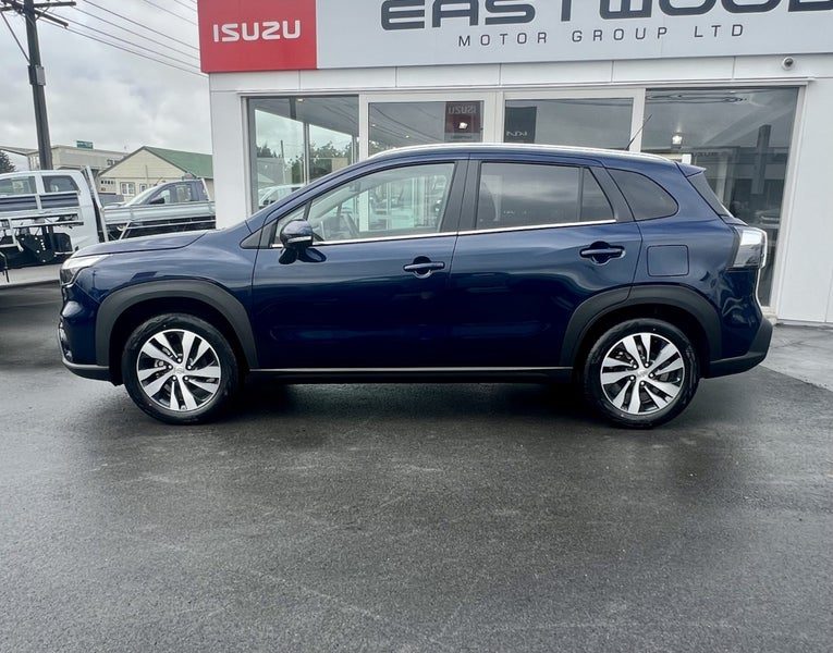 2026 Suzuki S-Cross JLX 2WD Hybrid, photo 2