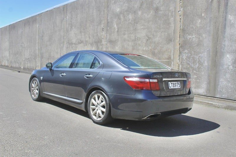2008 Lexus LS 460, photo 3