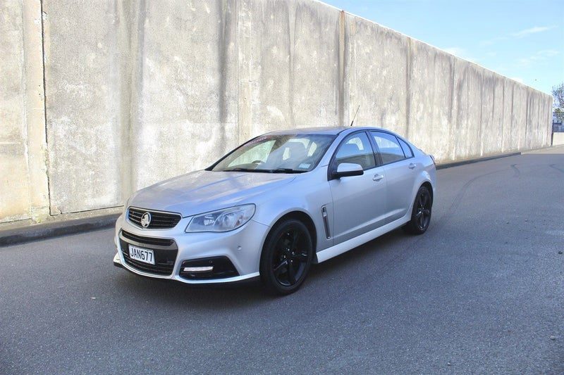 2015 Holden Commodore VF SV6 - BLACKOUT, photo 2